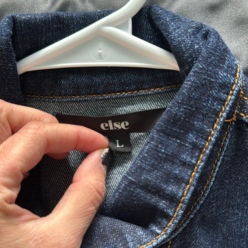 Else Jean Jacket - Picture 2 of 10